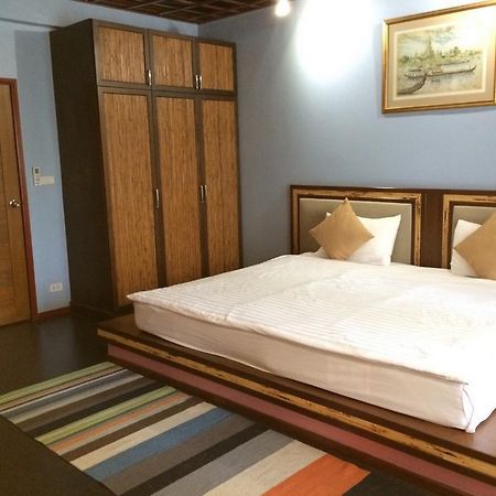 Coral Grand Place Бангкок Экстерьер фото